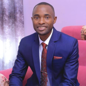 Namanya Simon YPMP